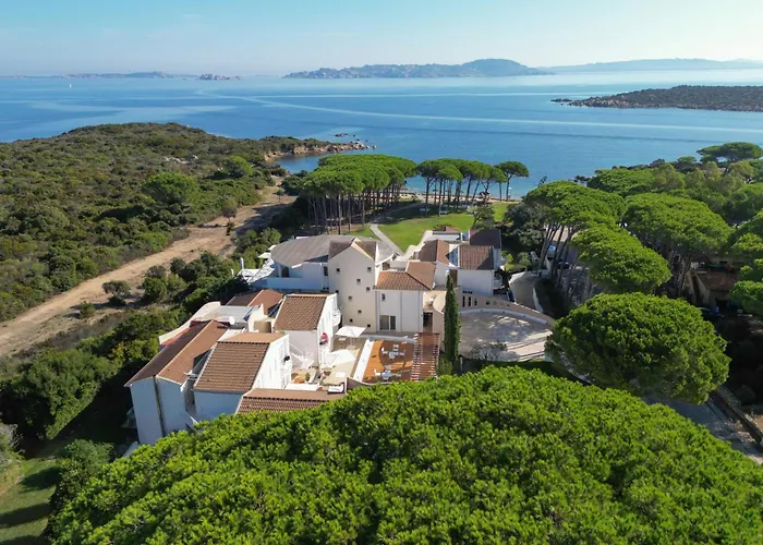 Hotel With Swimming Pool In Conca Just 100 Mt From The Sea Conca Verde